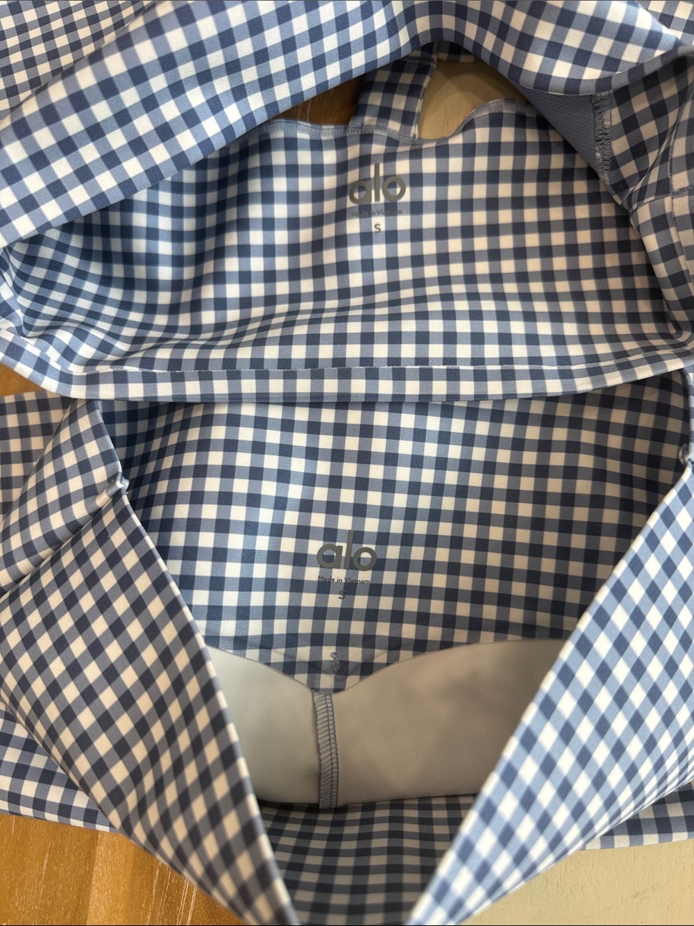 ALO Yoga Navy and White Gingham Bike Shorts Set - Picture 3 of 3
